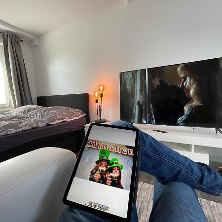Gleis 12 , Kontaktloser 24-7-Check In, Barrierefrei ,Smart Tv, W-Lan, Parkplatz Kostenlos 巴克贝格 外观 照片