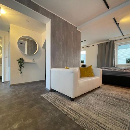 Gleis 12 , Kontaktloser 24-7-Check In, Barrierefrei ,Smart Tv, W-Lan, Parkplatz Kostenlos 巴克贝格 外观 照片